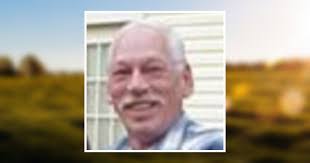 David Linville's Instagram, Twitter & Facebook