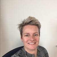 Ellen Cantrell's Instagram, Twitter & Facebook