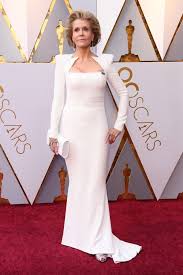 Oscars 2018 All Of The Looks On The Red Carpet Oscar Dresses Red Carpet Gowns Nice Dresses