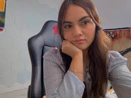 Adoradora ZUANY Sotomayor