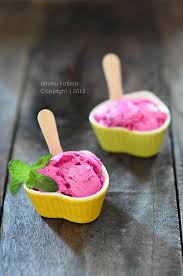 Bismillah Mbikin Es Krim Lagii Iyaaa Karena Es Krim Coklatnya Nyaris Ludes Dalam Sekejap Akhirnya Semala Es Krim Buatan Sendiri Es Krim Resep Es Krim