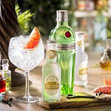 Connoisseurs Tonic Water Tanqueray No 10 In 2020 Tonic Water Just For You