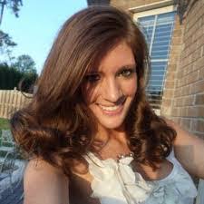 Tabitha Elmore's Instagram, Twitter & Facebook