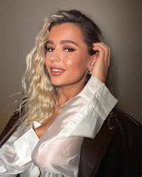 Anna Chernenko (@annatomilu) • Instagram photos and videos