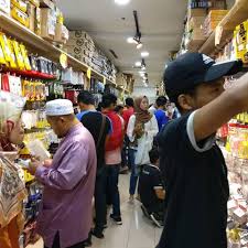 Alam, contoh menu kedai makan, logo kedai makan, kedai makan popular di kelantan, banner kedai makan, kedai makan capitol hill, gindaco hidangkan takoyaki nombor 1 jepun di malaysia via ainulmustafa.com. Kedai Ustaz Shah Alam Pkns Seremban E