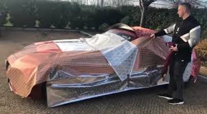 Austria's arnautovic suspended one match. Prank Arnautovic Bekommt Besonderes Weihnachtsgeschenk Sky Sport Austria