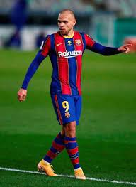 Martin christensen braithwaite is a danish professional footballer who plays for spanish club fc barcelona and the denmark national team. Martin Braithwaite Is Now Barcelona S Richest Player Due To Highly Successful Business Givemesport