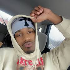 Samuel Albrecht (@SamvelAlbrecht)