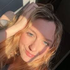 Shelby Conley's Instagram, Twitter & Facebook