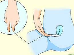 Bonjour tout le monde, j'ai 22 ans (tjs mon hymen) et je n'ai jamais réussie à mettre un seul tampon.même un mini.je n'arrive même pas à le rentrer d'1 cm tellement que ça me fait mal. Comment Retirer Un Tampon 15 Etapes Avec Images