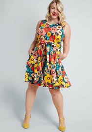 Welcome to h&m, your shopping destination for fashion online. My Favorite Plus Size Dresses For Spring Fat Girl Flow