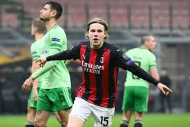 Hellas verona v ac milan, women's serie a 2020/21: Rasa Bangga Jens Petter Hauge Jadi Pahlawan Ac Milan Halaman All Kompas Com