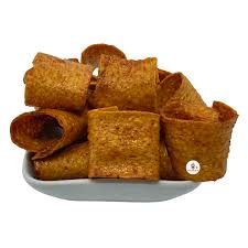 Imagine cuttlefish or squid that is crispy on the outside (hot butter cuttlefish), tossed with butter, spring onions and chilli for the extra punch of flavour. Crispy Cuttlefish Roll é±¿é±¼å· Cny Goodies Cny Cookies Cny Snacks Buy Online