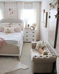 Nice 38 Romantic Bedroom Design For Teenage Girl Http Gurudecor Com 2018 08 23 38 Romantic Bedroom De Small Girls Bedrooms Girl Bedroom Decor Small Room Girl