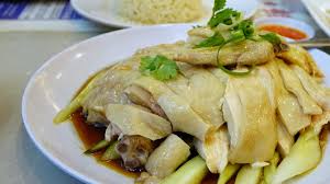 Rebus ayam bersama daun ketumbar, halia tua, kiub ayam dan bahan blend tadi. Resepi Nasi Ayam Hainan Kukus