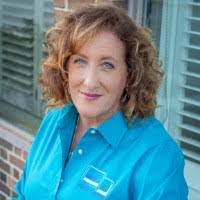 Patti Nowak's Instagram, Twitter & Facebook