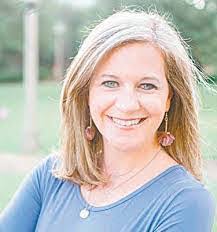 Donna Mcfeeters's Instagram, Twitter & Facebook