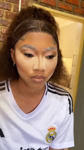 Self-Taught Makeup Artist Tips and Insights