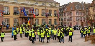 Consultez tous les articles de 24matins.fr en sélectionnant la. Yellow Vests Movement Wikipedia
