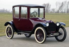 Woods Motor Vehicle Company Woods Dual Power Electric Car 1915 Luxury Hybrid Cars Electric Cars Hybrid Car