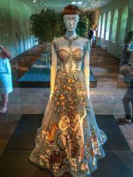 Heavenly body — eternal crush. Met Heavenly Bodies Exhibition The Cloisters The Creative Adventurer Eden Dress Met Gala The Cloisters
