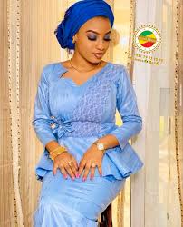 Soft bazin riche getnzer quality african party garment fabric new cotton damask shadda guinea brocade 2019 feitex. 2020 Choose Soucko Bazin For All Your Clothes Needs In Bazin Tel 22379252090 Bamako Mali African Fashion African Fashion Women Fashion