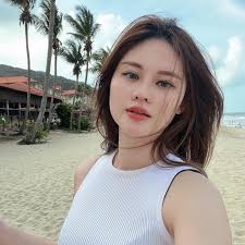 Honestly one of the best moments in 2022 Spot this awesome picture 1. Got  this opportunity to graduate with Michelle Tai YiKa Chong Chew Eunice Lucas  Lucas Jason Kok and with so