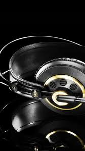 ❤ hd wallpaper for contacts and phone dialer beautiful hip hop music wallpaper for contacts will make you search contacts easily. Studio Headphones Black Gold Iphone Wallpapers Free Download