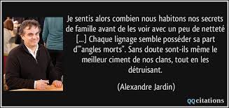 Il se présente comme le candidat du mouvement les citoyens, réunissant selon lui 1,2 million de personnes via les réseaux sociaux. Je Sentis Alors Combien Nous Habitons Nos Secrets De Famille Avant De Les Voir Avec Un Peu De Nettete Chaque