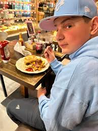 Best bakeries with breakfast?