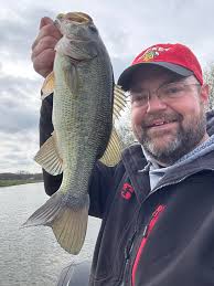 Assorted bladed 12pk Mixed sizes Poision tail bladed style 1/8 1/4 3/8  Finnese spinhead 1/16, 3/32, 1/8, 5/32, 3/16,1/4 . Zelle cash app fb pay  accepted Shipping usps tracking