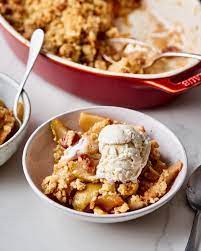 How To Make The Easiest Apple Crumble Recipe Apple Recipes Easy Apple Crumble Apple Crumble Recipe