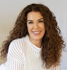 Phyllis Bedford's Instagram, Twitter & Facebook