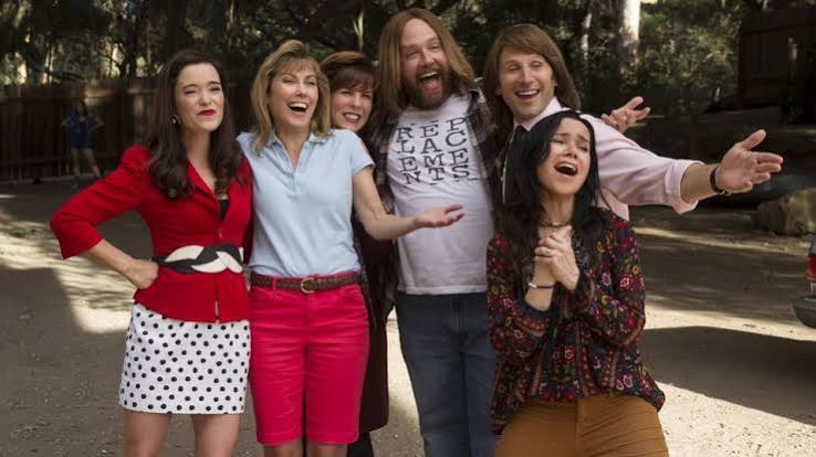 Review: The Joke Dies With 'Wet Hot American Summer: Ten Years Later' - The  Atlantic
