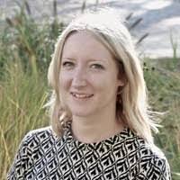 Helen Gray's Instagram, Twitter & Facebook