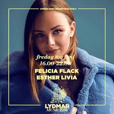 Esther LIvia & Felicia Flack spelar skivor idag på Lydmar Music!