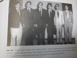 1.1.3 pada 25 januari 2018, kerajaan negeri telah meluluskan penubuhan unit integriti dan ombudsman negeri sarawak dengan sembilan (9) perjawatan sebagai permulaan. Ada Apa Dengan 22 Julai 1963 Kisahbicara