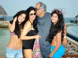 Boney has visited new york to spend some quality time with his darling daughter. Memorable Pictures Of Sridevi Boney Kapoor From The Younger Days Filmibeat