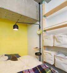 縦の突っ張り棒 ドローアライン が生み出すオシャレで自由な収納空間 収納 つっぱり棒 おしゃれ 狭いベッドルーム