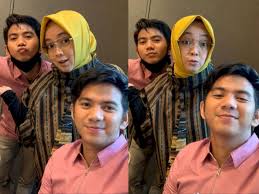 Istri dari teddy syah ini juga menjadi sosok yang aktif membagikan tips diet dan gaya hidup sehat lewat media sosial. Veez593btcndtm