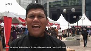 Media prima group's chief financial officer, farnida ngah took on the role of managing the balai berita women's open team while the sri pentas team was led by primeworks studios chief executive officer datuk ahmad izham omar. Majlis Sambutan Aidilfitri Media Prima Sri Pentas Bandar Utama 27 Julai 2016 Youtube