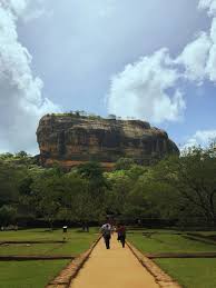 그렇지만 카샤파 1세 이후 시기리야 일대는 왕의 도시이자 요새로 변모하게 되었다. ì¡°ìž¬íŠ¸ë¦½ ì‹œê¸°ë¦¬ì•¼ ì„¸ê³„ 7ëŒ€ ë¶ˆê°€ì‚¬ì˜ ë‚´ê°€ ìŠ¤ë¦¬ëž'ì¹´ë¥¼ ì—¬í–‰ì§€ë¡œ ì •í•œ ì´ìœ ë¡œ 3ê°€ì§€ê°€ ìžˆë‹¤ ì²« Facebook