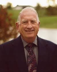 Elisha Bell's Instagram, Twitter & Facebook