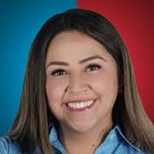 Diana Cruz's Instagram, Twitter & Facebook