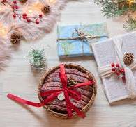 12 Eco-Friendly Wrapping Paper Alternatives