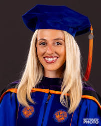 Moody at Lake Alice. Congrats Madi! #ufgrad