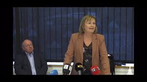 Født fri er en stiftelse som skal fungere som kontaktforum for minoritetskvinner og æreskultur. Pressekonferanse Fodt Fri Tilsvar Til Imdi Youtube