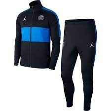 Und da uns erstklassige materialien und passformen, die jede bewegung mitmachen, super wichtig sind, kannst du dich auf selbstbewusste trainingseinheiten mit optimalem tragekomfort freuen. Nike Trainingsanzug Paris Saint Germain Kaufen Otto