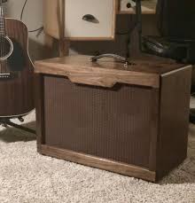 Donna sits down with craig thompson from emperor cabinets (chicago, il) to talk guitar and bass cabs. Nad Just Finished The Build Of This Walnut Speaker Cab 1x12 1x10 Guitaramps