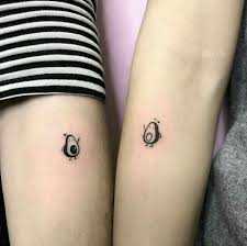 50 Tiny Couples Matching Tattoos Ideas Small Shoulder Tattoos Bff Tattoos Matching Couple Tattoos